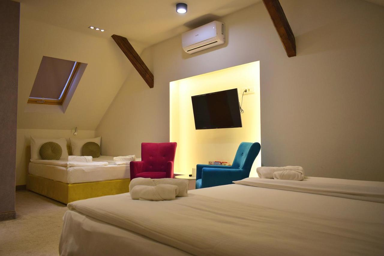 Deluxe Nortel Hotel ซาราเยโว ภายนอก รูปภาพ