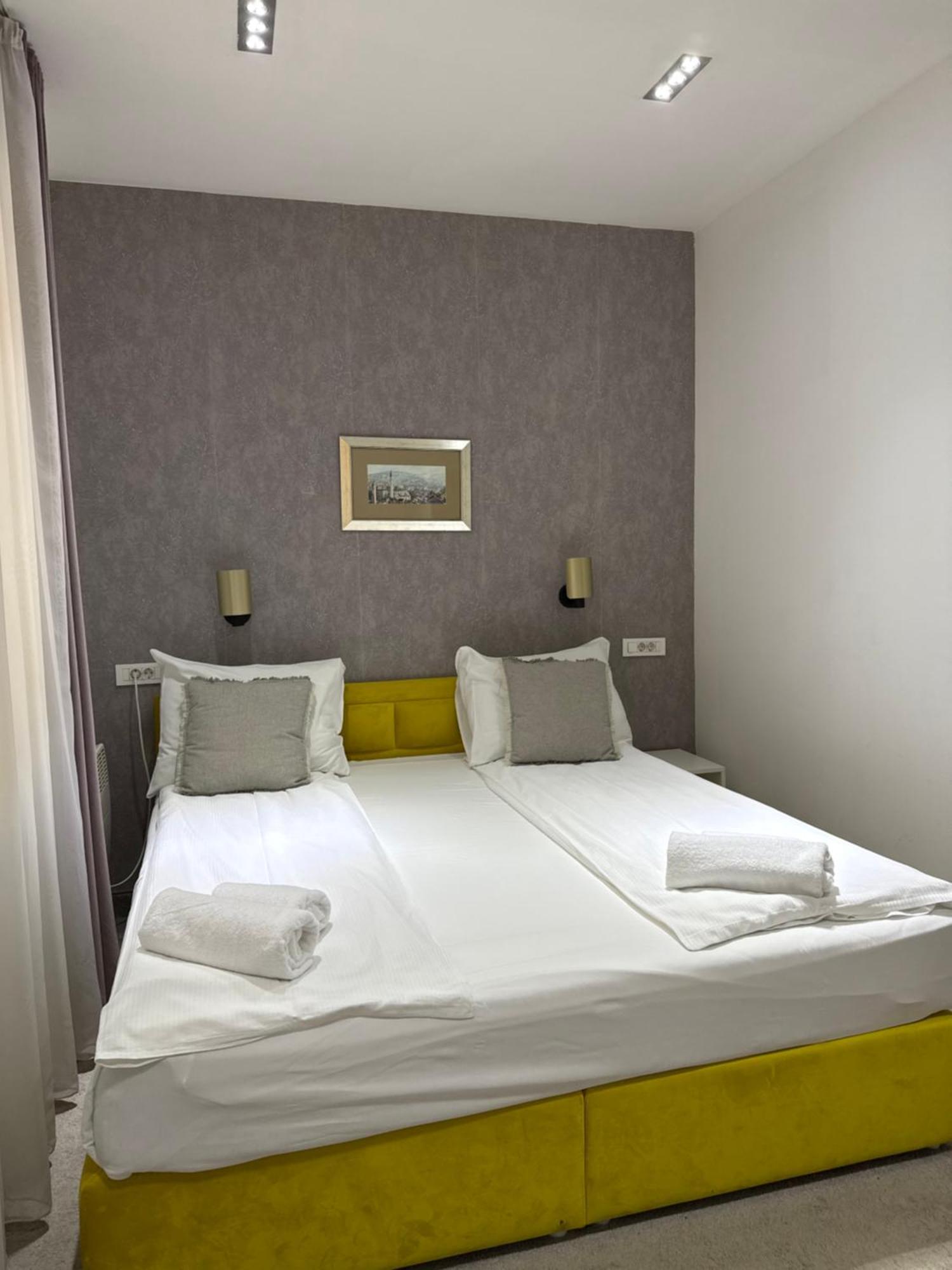 Deluxe Nortel Hotel ซาราเยโว ภายนอก รูปภาพ