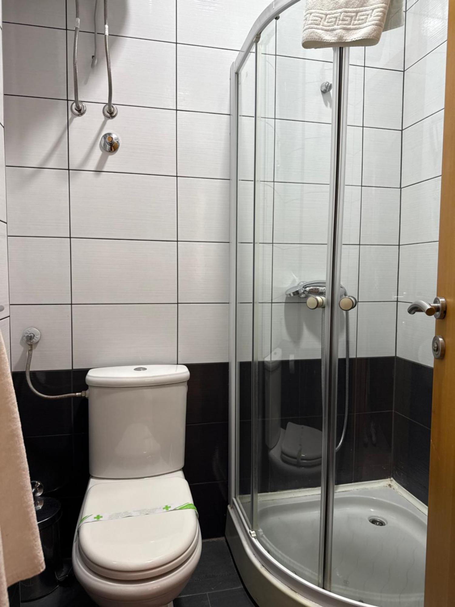 Deluxe Nortel Hotel ซาราเยโว ภายนอก รูปภาพ