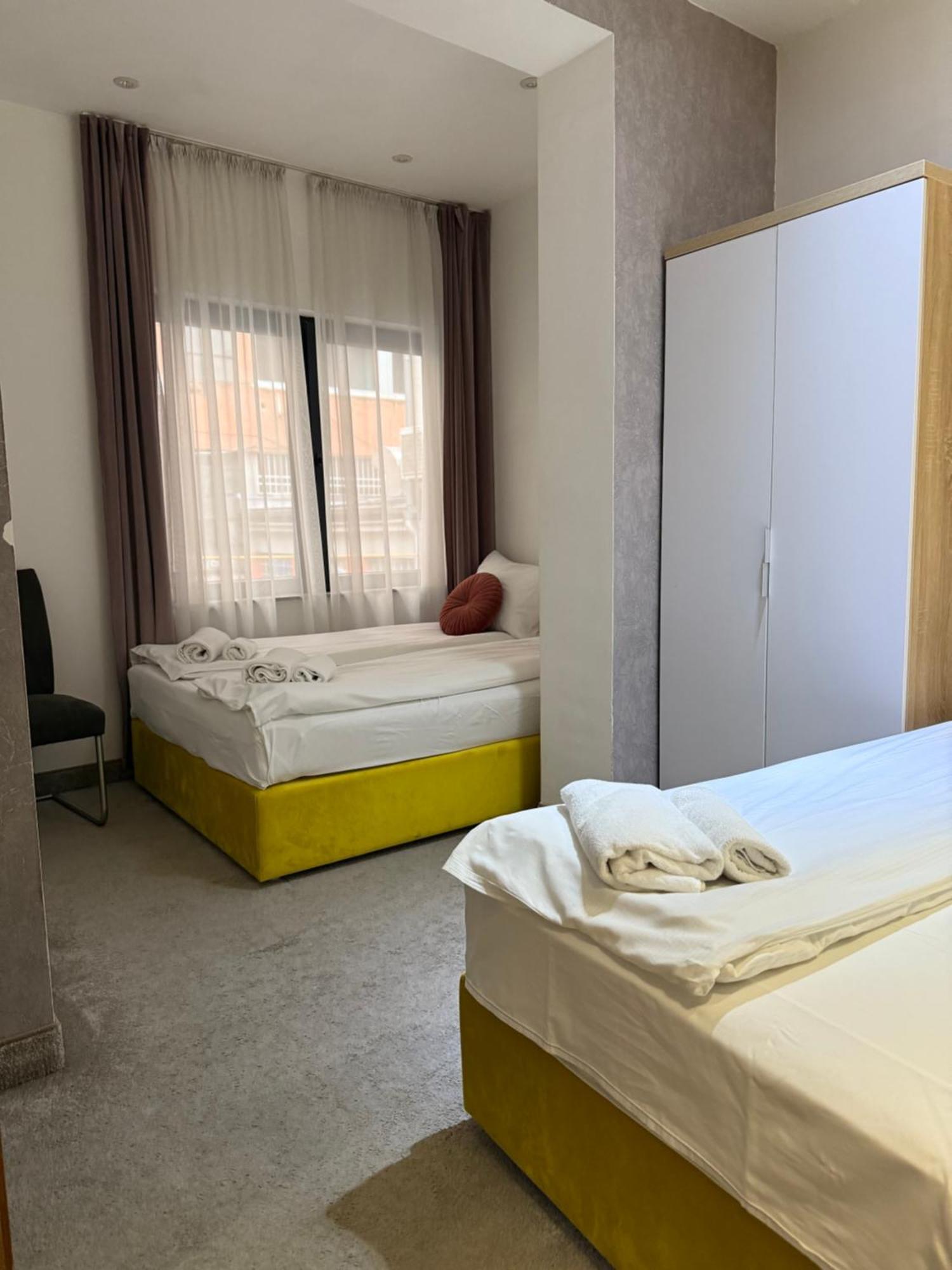 Deluxe Nortel Hotel ซาราเยโว ภายนอก รูปภาพ